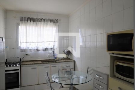 Cozinha de apartamento para alugar com 2 quartos, 57m² em Mirandópolis, São Paulo
