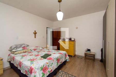 Casa à venda com 360m², 3 quartos e 6 vagasQuarto da edícula