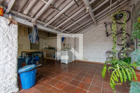 Casa à venda com 360m², 3 quartos e 6 vagasÁrea de Serviço