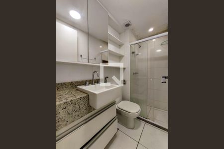 Apartamento à venda com 63m², 2 quartos e 1 vaga Apartamento à venda com 63m², 2 quartos e 1 vagaBanheiro da Suíte 1