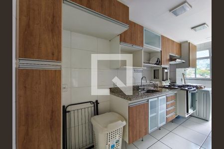 Apartamento à venda com 63m², 2 quartos e 1 vaga Apartamento à venda com 63m², 2 quartos e 1 vagaCozinha e Área de Serviço