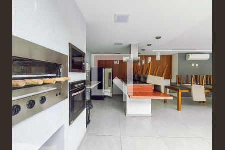 Apartamento à venda com 63m², 2 quartos e 1 vaga Apartamento à venda com 63m², 2 quartos e 1 vagaÁrea comum - Churrasqueira