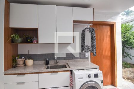 Casa à venda com 100m², 3 quartos e 1 vagaÁrea de Serviço