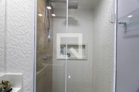 Apartamento à venda com 49m², 2 quartos e 1 vaga Apartamento à venda com 49m², 2 quartos e 1 vagaBanheiro