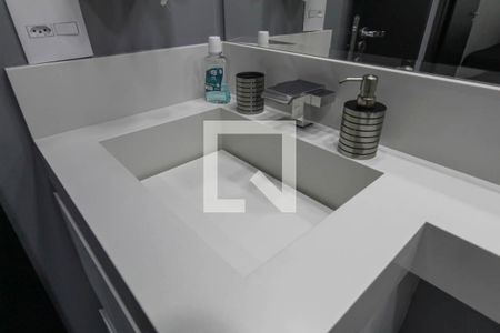 Apartamento à venda com 49m², 2 quartos e 1 vaga Apartamento à venda com 49m², 2 quartos e 1 vagaBanheiro