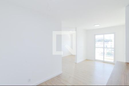 Sala de apartamento para alugar com 2 quartos, 68m² em Vila Galvão, Guarulhos