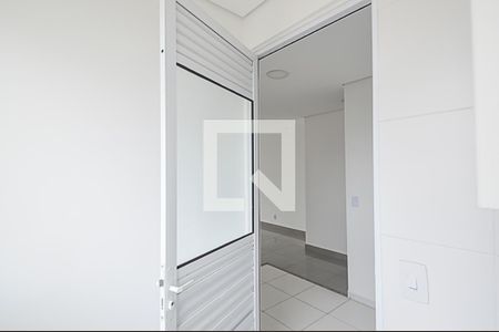 Apartamento à venda com 68m², 2 quartos e 1 vagaÁrea de Serviço