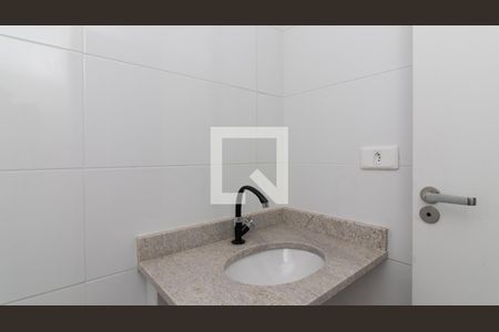 Apartamento para alugar com 40m², 2 quartos e sem vagaBanheiro
