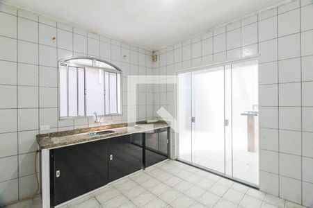 Cozinha de casa para alugar com 3 quartos, 100m² em Cidade Satelite Santa Barbara, São Paulo