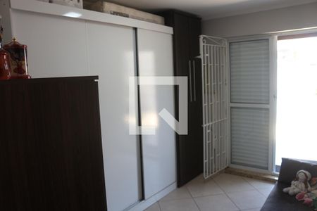 Casa à venda com 110m², 3 quartos e 2 vagasQuarto 2