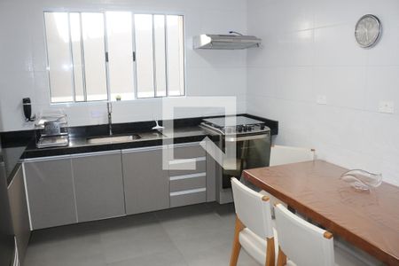 Casa à venda com 110m², 3 quartos e 2 vagasCozinha