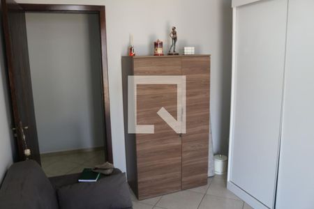 Casa à venda com 110m², 3 quartos e 2 vagasQuarto 2