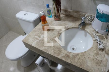 Casa à venda com 110m², 3 quartos e 2 vagasBanheiro 1