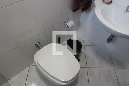 Casa à venda com 110m², 3 quartos e 2 vagasBanheiro 2