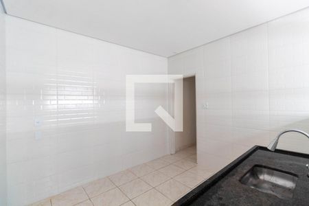 Casa para alugar com 120m², 2 quartos e 2 vagas Casa para alugar com 120m², 2 quartos e 2 vagasCozinha