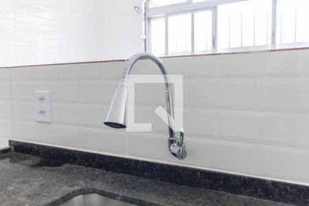 Casa para alugar com 120m², 2 quartos e 2 vagas Casa para alugar com 120m², 2 quartos e 2 vagasCozinha - Torneira