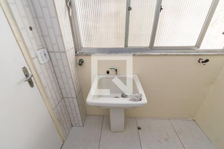 Apartamento para alugar com 80m², 2 quartos e 1 vagaÁrea de Serviço