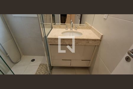 Apartamento à venda com 238m², 4 quartos e 4 vagas Apartamento à venda com 238m², 4 quartos e 4 vagasBanheiro da Suíte 2