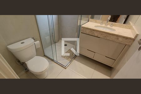 Apartamento à venda com 238m², 4 quartos e 4 vagas Apartamento à venda com 238m², 4 quartos e 4 vagasBanheiro da Suíte 2