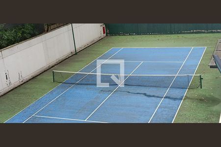 Apartamento à venda com 238m², 4 quartos e 4 vagas Apartamento à venda com 238m², 4 quartos e 4 vagasQuadra