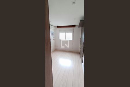 Apartamento à venda com 238m², 4 quartos e 4 vagas Apartamento à venda com 238m², 4 quartos e 4 vagasQuarto