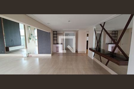 Sala de apartamento à venda com 4 quartos, 238m² em Vila Suzana, São Paulo