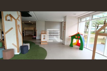 Apartamento à venda com 238m², 4 quartos e 4 vagas Apartamento à venda com 238m², 4 quartos e 4 vagasBrinquedoteca