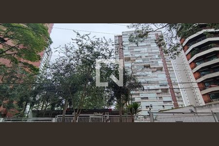 Apartamento à venda com 238m², 4 quartos e 4 vagas Apartamento à venda com 238m², 4 quartos e 4 vagasFachada