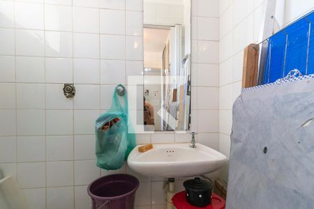 Apartamento à venda com 74m², 2 quartos e sem vagaBanheiro de serviço