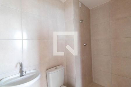 Apartamento para alugar com 39m², 2 quartos e 1 vaga Apartamento para alugar com 39m², 2 quartos e 1 vagaBanheiro