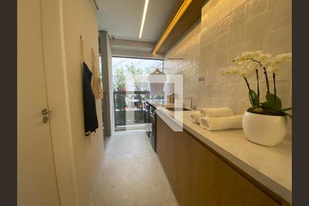 Apartamento à venda com 141m², 3 quartos e 2 vagas Apartamento à venda com 141m², 3 quartos e 2 vagasÁrea de serviço