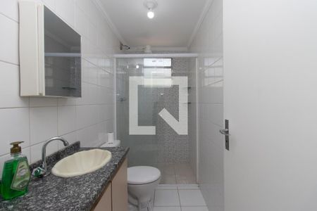 Banheiro de apartamento para alugar com 2 quartos, 56m² em Barro Branco (zona Norte), São Paulo