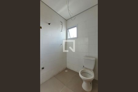 Apartamento à venda com 100m², 2 quartos e 1 vaga Apartamento à venda com 100m², 2 quartos e 1 vagaBanheiro da suíte