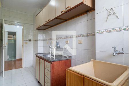 Cozinha de apartamento para alugar com 1 quarto, 40m² em Bela Vista, São Paulo
