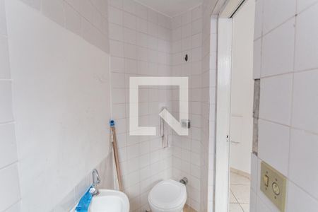 Apartamento para alugar com 100m², 3 quartos e 1 vaga Apartamento para alugar com 100m², 3 quartos e 1 vagaBanheiro de Serviço