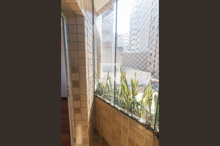 Apartamento para alugar com 100m², 3 quartos e 1 vaga Apartamento para alugar com 100m², 3 quartos e 1 vagaVaranda da Suíte