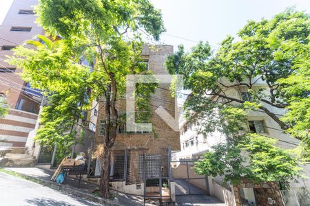 Apartamento para alugar com 100m², 3 quartos e 1 vaga Apartamento para alugar com 100m², 3 quartos e 1 vagaFachada