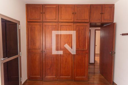 Apartamento para alugar com 100m², 3 quartos e 1 vaga Apartamento para alugar com 100m², 3 quartos e 1 vagaArmário da Suíte