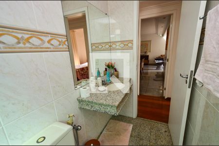 Apartamento para alugar com 100m², 3 quartos e 2 vagasBanheiro