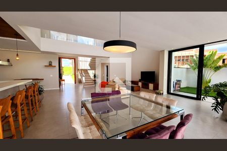 Sala de casa de condomínio à venda com 5 quartos, 416m² em Vale Azul, Jundiaí