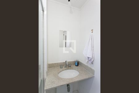 Apartamento à venda com 66m², 2 quartos e 1 vaga Apartamento à venda com 66m², 2 quartos e 1 vagaBanheiro da Suíte