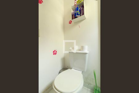 Casa de condomínio à venda com 127m², 3 quartos e 2 vagasBanheiro 2