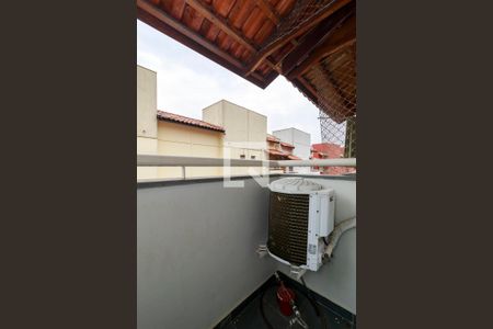 Casa de condomínio à venda com 127m², 3 quartos e 2 vagasSuíte
