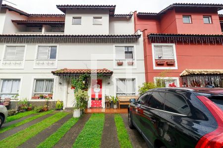 Casa de condomínio à venda com 127m², 3 quartos e 2 vagasFachada