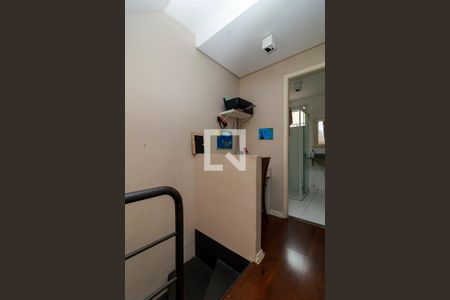 Casa de condomínio à venda com 127m², 3 quartos e 2 vagasCorredor