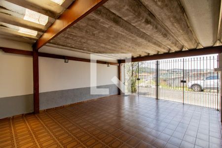 Casa à venda com 120m², 3 quartos e 2 vagas Casa à venda com 120m², 3 quartos e 2 vagasGaragem