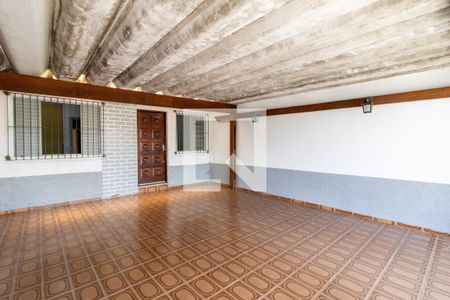 Casa à venda com 120m², 3 quartos e 2 vagas Casa à venda com 120m², 3 quartos e 2 vagasGaragem