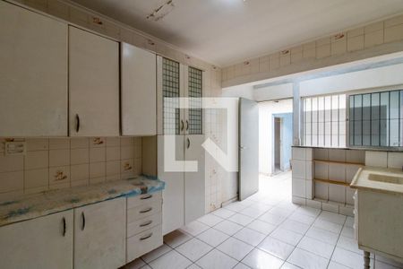 Casa à venda com 120m², 3 quartos e 2 vagas Casa à venda com 120m², 3 quartos e 2 vagasCozinha