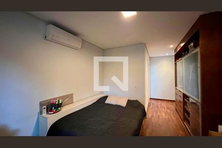 Casa à venda com 430m², 4 quartos e 5 vagas Casa à venda com 430m², 4 quartos e 5 vagasSuite 4