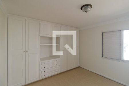 Apartamento à venda com 168m², 2 quartos e 3 vagas Apartamento à venda com 168m², 2 quartos e 3 vagasQuarto 2 - Suíte